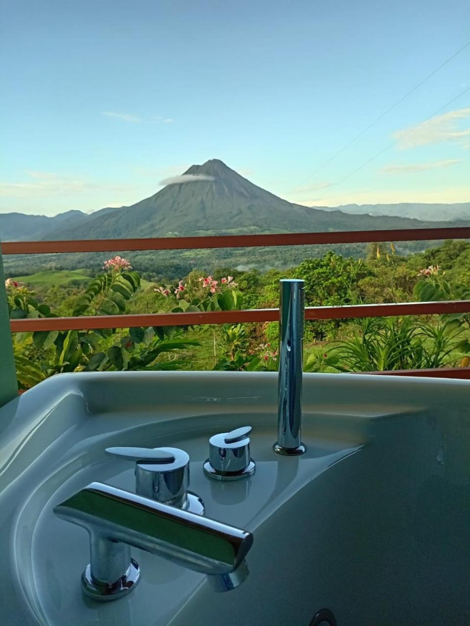 Encanto Arenal Lodge La Fortuna Dış mekan fotoğraf